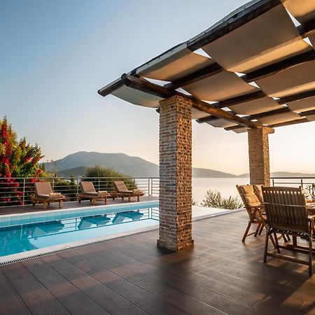 Iris Villas Lefkada - Marine Villa With Private Sea Access Syvota Exterior foto