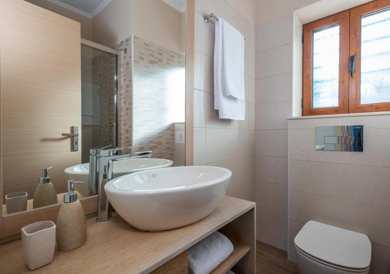 Iris Villas Lefkada - Marine Villa With Private Sea Access Syvota Exterior foto